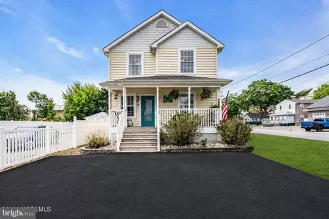 111 Chestnut St, Forked River, NJ 08731