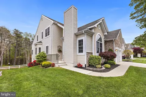 20 Spring Lake Blvd, Waretown, NJ 08758