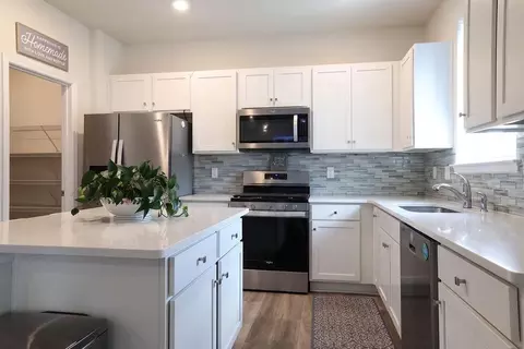 9 Lookout Ave, Barnegat, NJ 08005