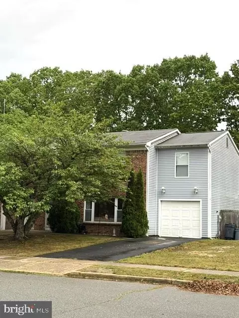41 Mizzen Dr, Barnegat, NJ 08005