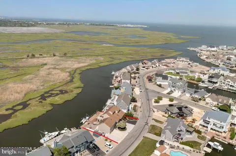 1026 Montauk Dr, Forked River, NJ 08731