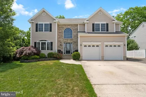 480 Pirate Ln, Manahawkin, NJ 08050