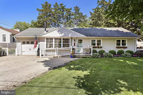 603 Cedar St, Tuckerton, NJ 08087