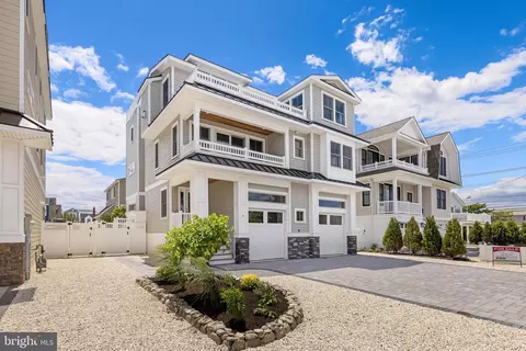 6 E Marine Ln, Long Beach Township, NJ 08008