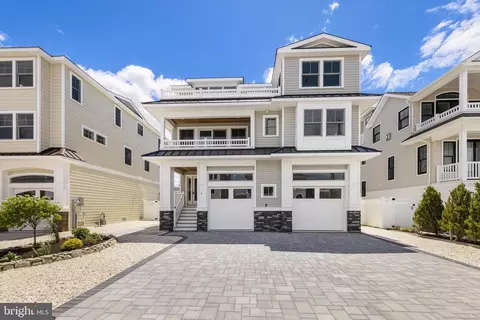 6 E Marine Ln, Long Beach Township, NJ 08008