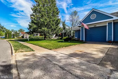 1033 Thornbury Ln # A, Manchester Township, NJ 08759