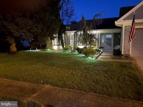 1033 Thornbury Ln # A, Manchester Township, NJ 08759