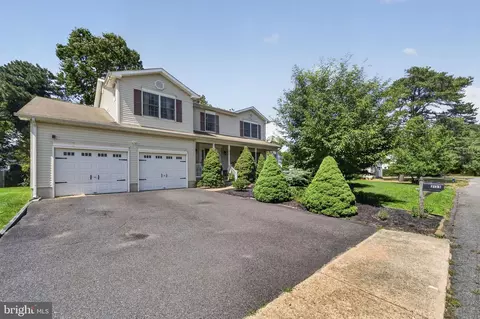 2133 Fourth Ave, Toms River, NJ 08757