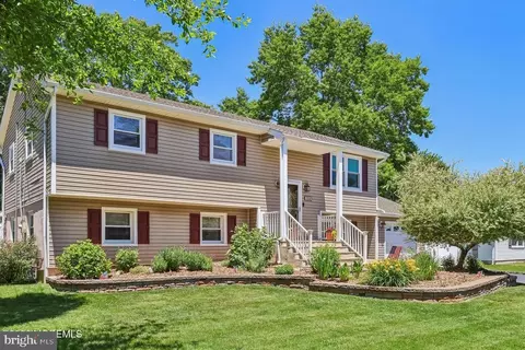 114 Outboard Ave, Manahawkin, NJ 08050
