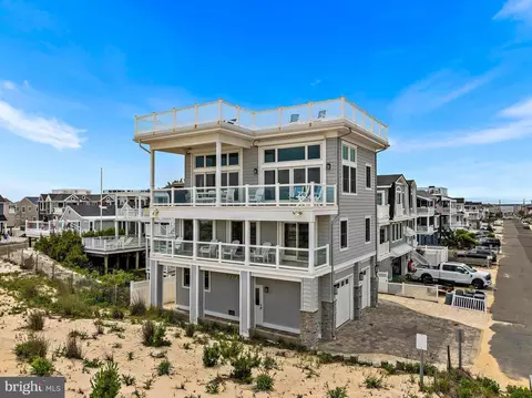 128 E Sand Dune Ln, Long Beach Township, NJ 08008
