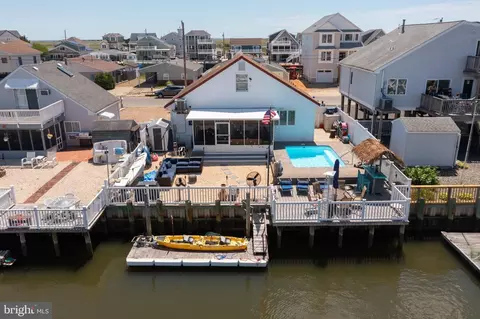 129 N Spinnaker Dr, Little Egg Harbor Twp, NJ 08087
