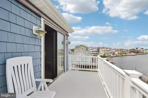 Exterior - 1107 Leilani Dr, Forked River, NJ 08731 photo 6 of 10