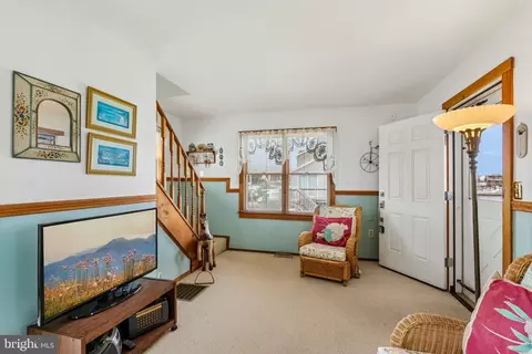 Entry Way - 1107 Leilani Dr, Forked River, NJ 08731 photo 5 of 6