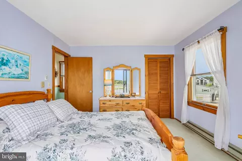 Bedroom - 1107 Leilani Dr, Forked River, NJ 08731 photo 7 of 9
