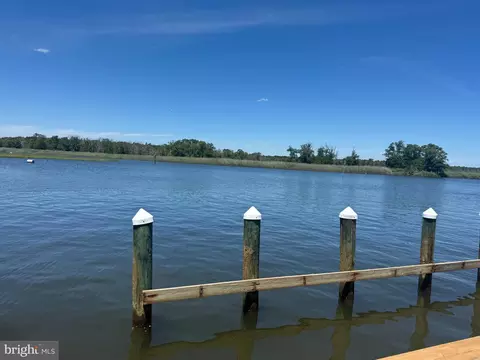 View/Area - 1107 Leilani Dr, Forked River, NJ 08731 photo 2 of 19