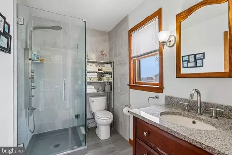 Bath - 1107 Leilani Dr, Forked River, NJ 08731 photo 4 of 4