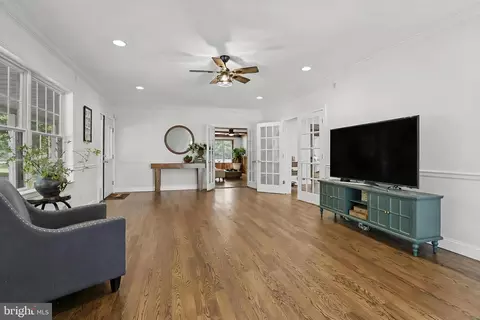 Living - 700 Wright-debow Rd, Jackson, NJ 08527 photo 5 of 5