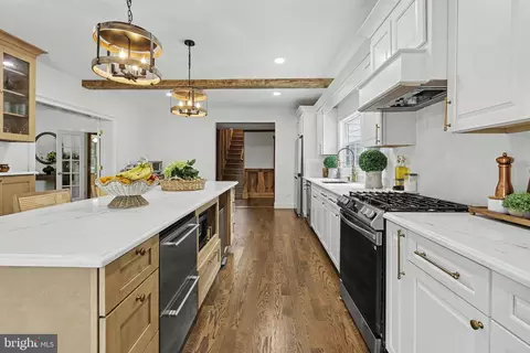 Kitchen - 700 Wright-debow Rd, Jackson, NJ 08527 photo 6 of 10