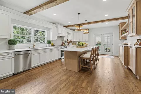 Kitchen - 700 Wright-debow Rd, Jackson, NJ 08527 photo 4 of 10