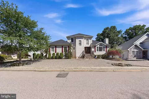 67 Anchorage, Bayville, NJ 08721