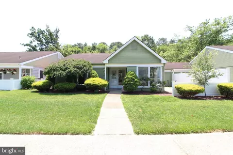 680 B Huntington Dr, Manchester Township, NJ 08759