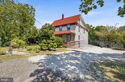 674 E Bay Ave, Barnegat, NJ 08005