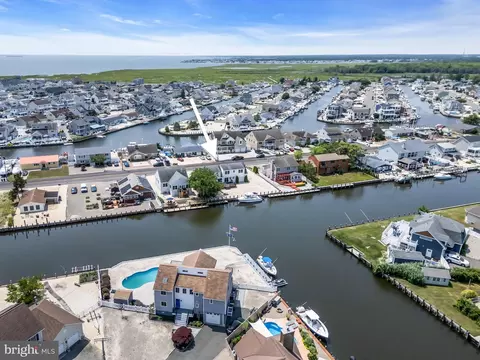 View/Area - 974 Capstan Dr, Forked River, NJ 08731 photo 5 of 8