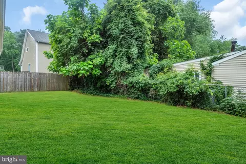 Exterior - 54 Central Ave, Waretown, NJ 08758 photo 2 of 4
