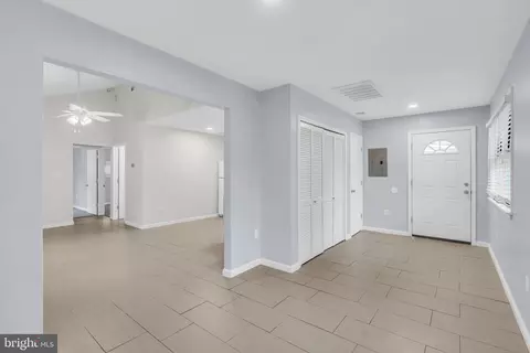Entry Way - 54 Central Ave, Waretown, NJ 08758 photo 7 of 7