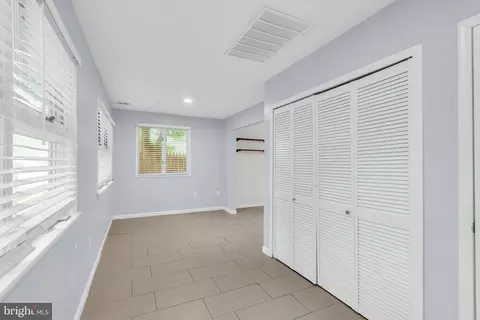 Entry Way - 54 Central Ave, Waretown, NJ 08758 photo 2 of 7
