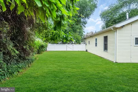 Exterior - 54 Central Ave, Waretown, NJ 08758 photo 3 of 4