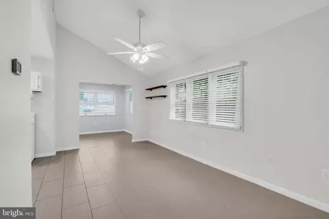 Entry Way - 54 Central Ave, Waretown, NJ 08758 photo 3 of 7