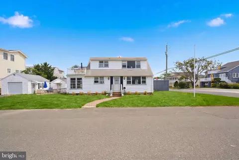 101 W 17th, Long Beach Township, NJ 08008