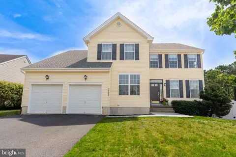 1962 Breakers Dr, Barnegat, NJ 08005