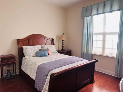 Bedroom - 72 Golf View Dr, Little Egg Harbor Twp, NJ 08087 photo 3 of 4