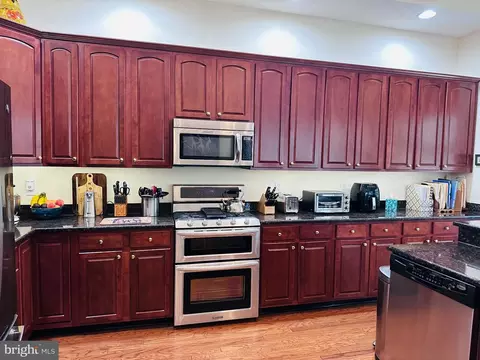 Kitchen - 72 Golf View Dr, Little Egg Harbor Twp, NJ 08087 photo 2 of 5