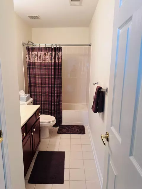 Bath - 72 Golf View Dr, Little Egg Harbor Twp, NJ 08087 photo 8 of 8
