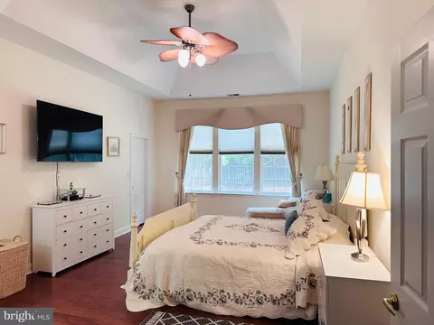 Bedroom - 72 Golf View Dr, Little Egg Harbor Twp, NJ 08087 photo 1 of 4