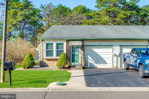 18 Milford Ave #B, Whiting, NJ 08759