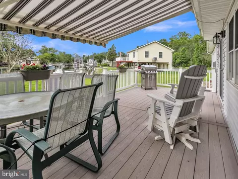 Exterior - 18 Beacon Dr, Waretown, NJ 08758 photo 7 of 14