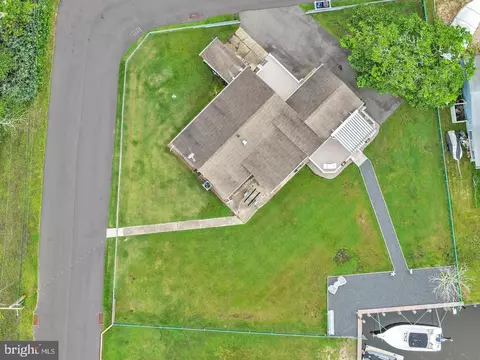 View/Area - 18 Beacon Dr, Waretown, NJ 08758 photo 5 of 7