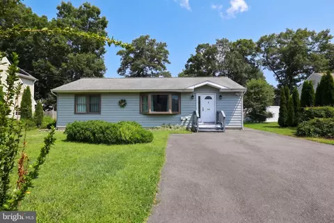 1222 Ripple Ave, Manahawkin, NJ 08050