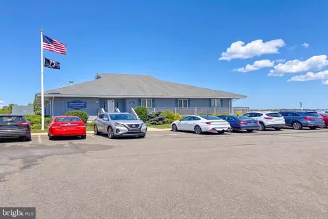 Exterior - 414 Springfield Ave, Pine Beach, NJ 08741 photo 9 of 10