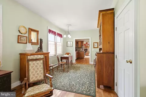 Dining - 414 Springfield Ave, Pine Beach, NJ 08741 photo 1 of 1