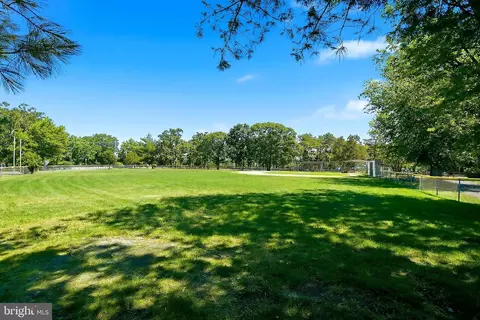 Exterior - 414 Springfield Ave, Pine Beach, NJ 08741 photo 8 of 10