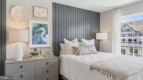 Bedroom - 39 Forest Park Dr, Waretown, NJ 08758 photo 1 of 5