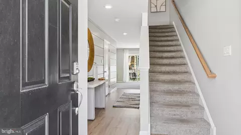 Entry Way - 39 Forest Park Dr, Waretown, NJ 08758 photo 1 of 15