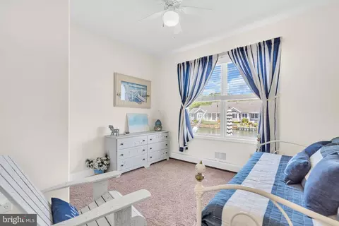 Bedroom - 77 Tiller Dr, Waretown, NJ 08758 photo 7 of 9