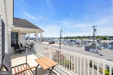 Exterior - 77 Tiller Dr, Waretown, NJ 08758 photo 5 of 14