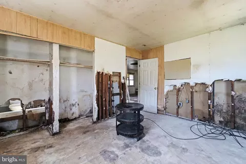 Entry Way - 400 Third St, Waretown, NJ 08758 photo 2 of 2